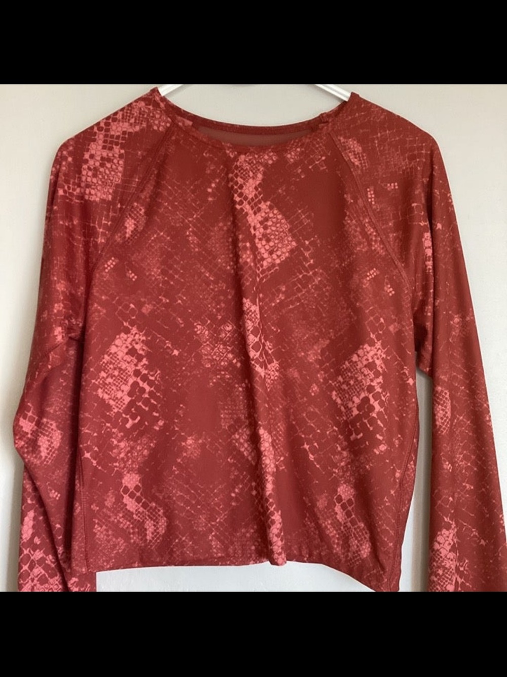 Old Navy Women's Long-Sleeve Rust Red Snake-Print Tee